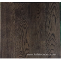 Oak wood engineered flooring